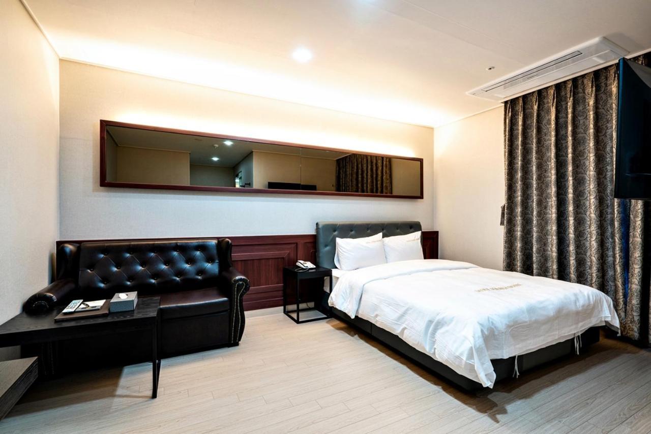 Siheung Seoul Tourist Hotel Exteriér fotografie