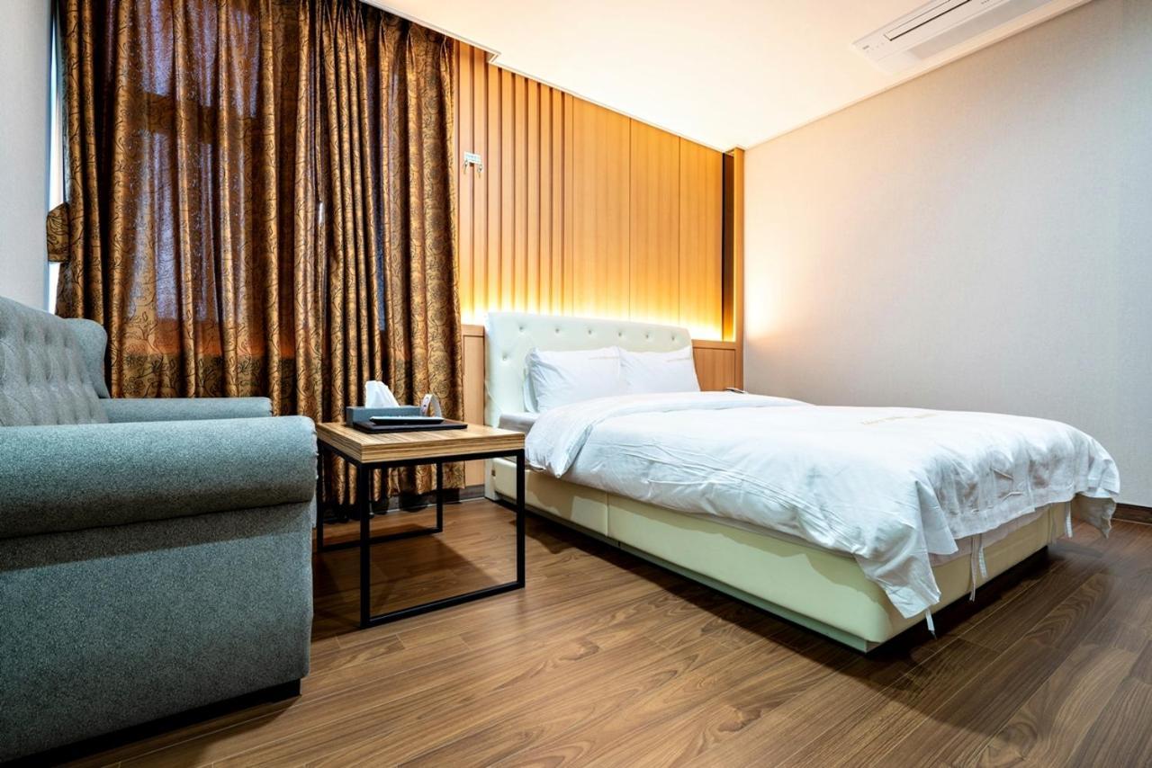 Siheung Seoul Tourist Hotel Exteriér fotografie