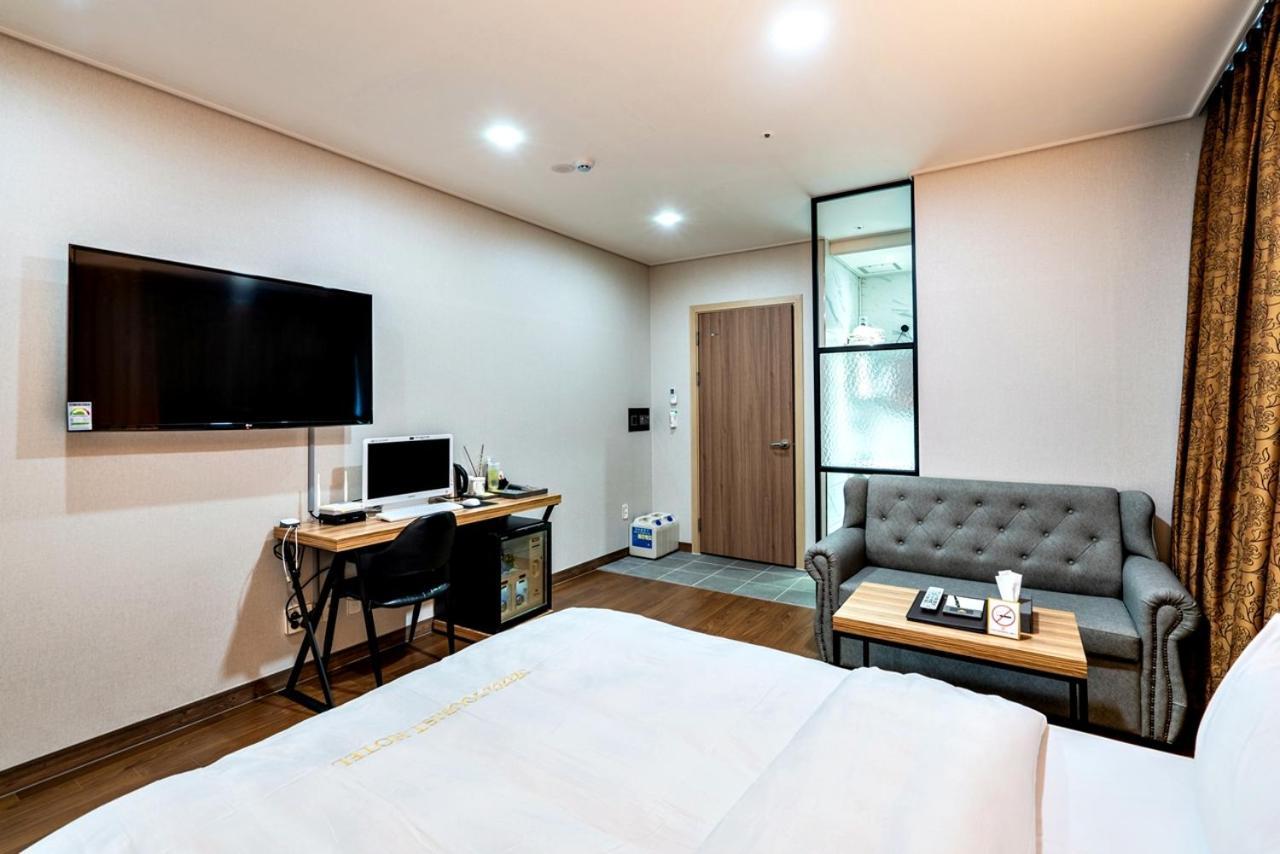 Siheung Seoul Tourist Hotel Exteriér fotografie