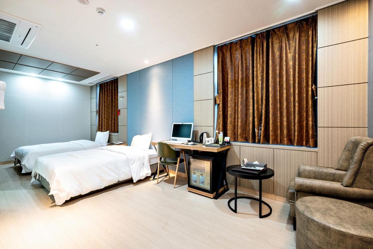 Siheung Seoul Tourist Hotel Exteriér fotografie